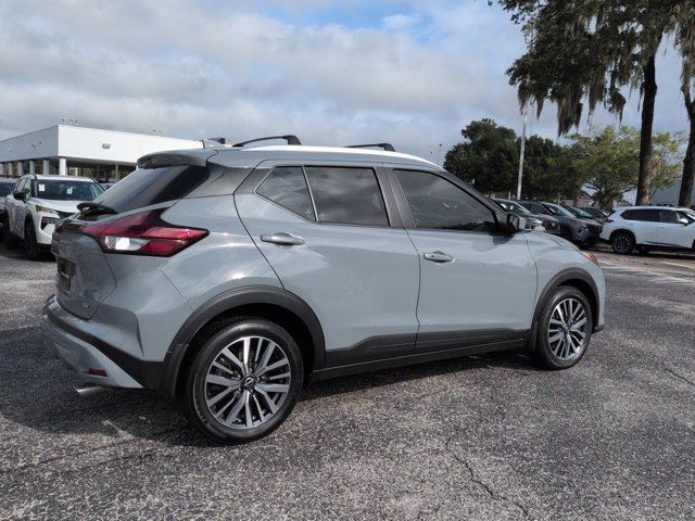 Certified 2024 Nissan Kicks SV w/ Exterior Package FWD image 4