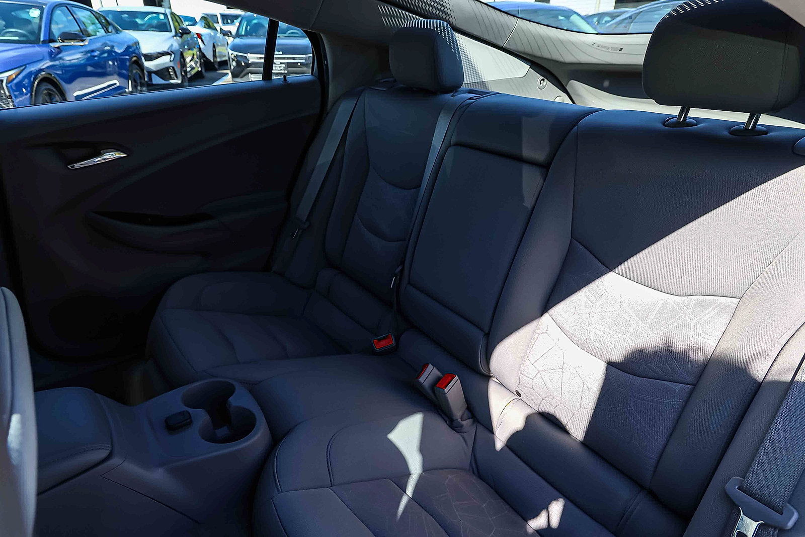 Used 2017 Chevrolet Volt LT w/ Comfort Package FWD image 21