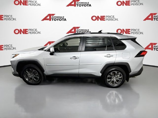 Certified 2022 Toyota RAV4 Limited w/ Limited Grade Weather Package AWD/4WD image 5