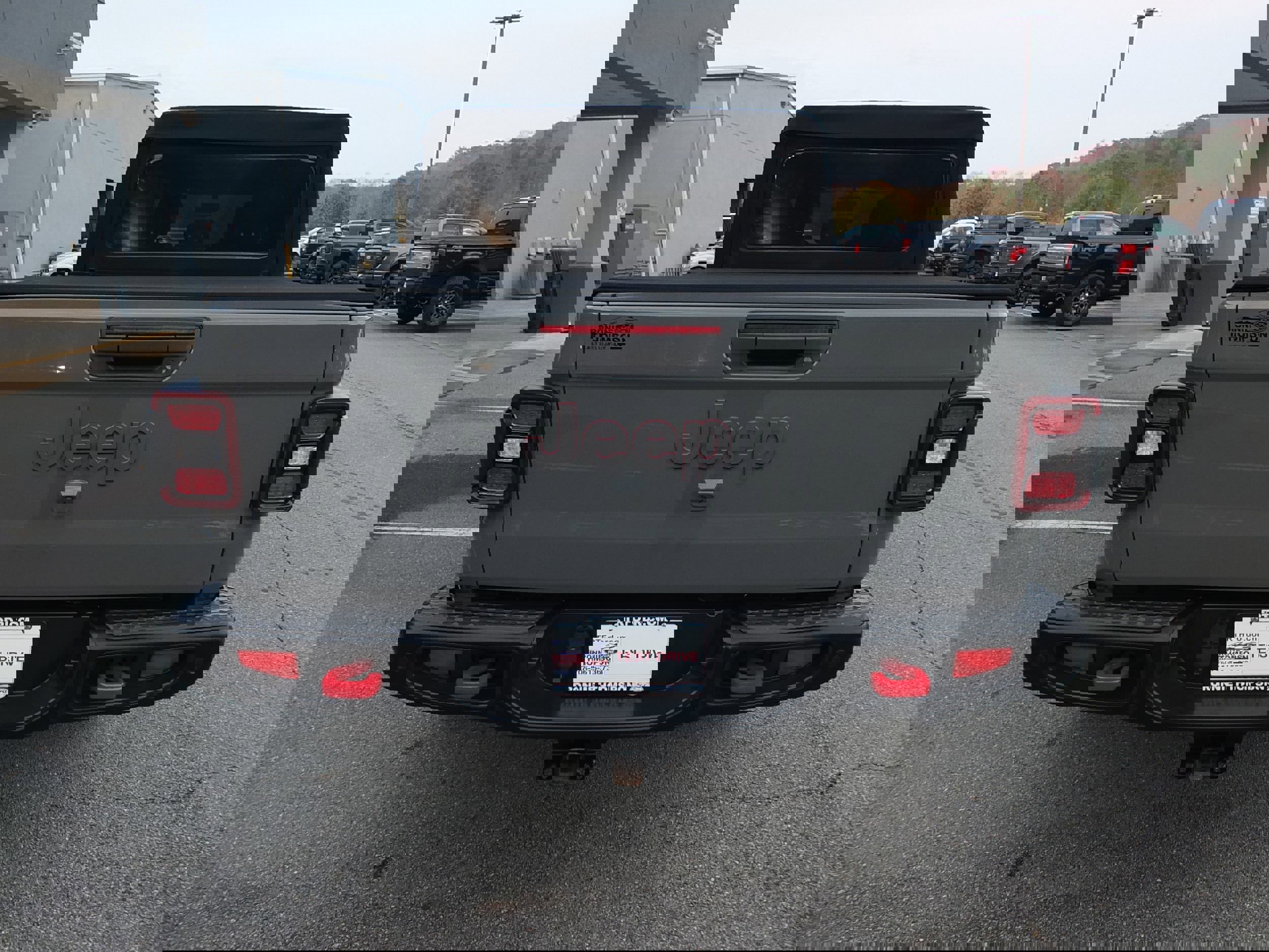 Used 2020 Jeep Gladiator Rubicon image 4