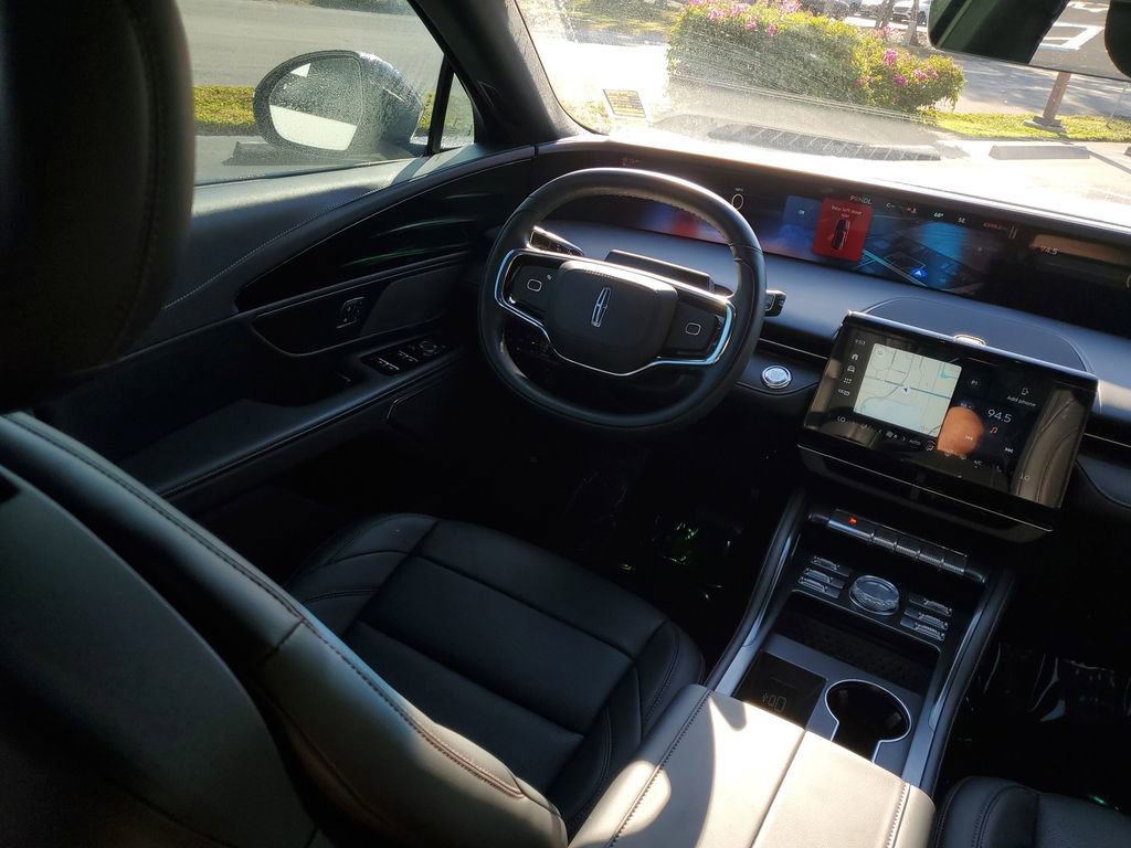 Used 2024 Lincoln Nautilus Premier w/ Jet Appearance Package image 23