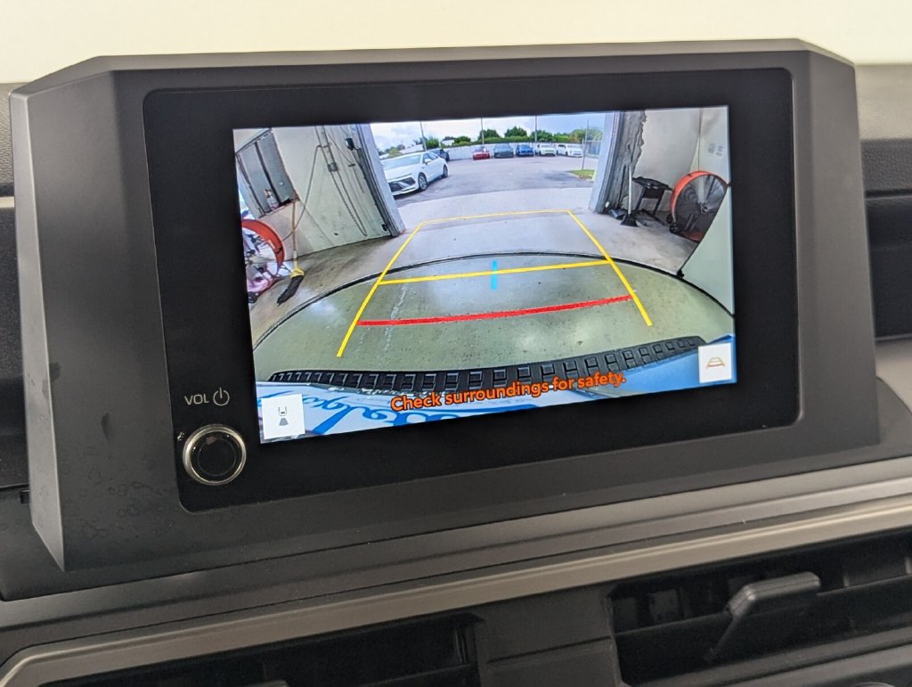 Used 2025 Toyota 4Runner SR5 AWD/4WD image 22