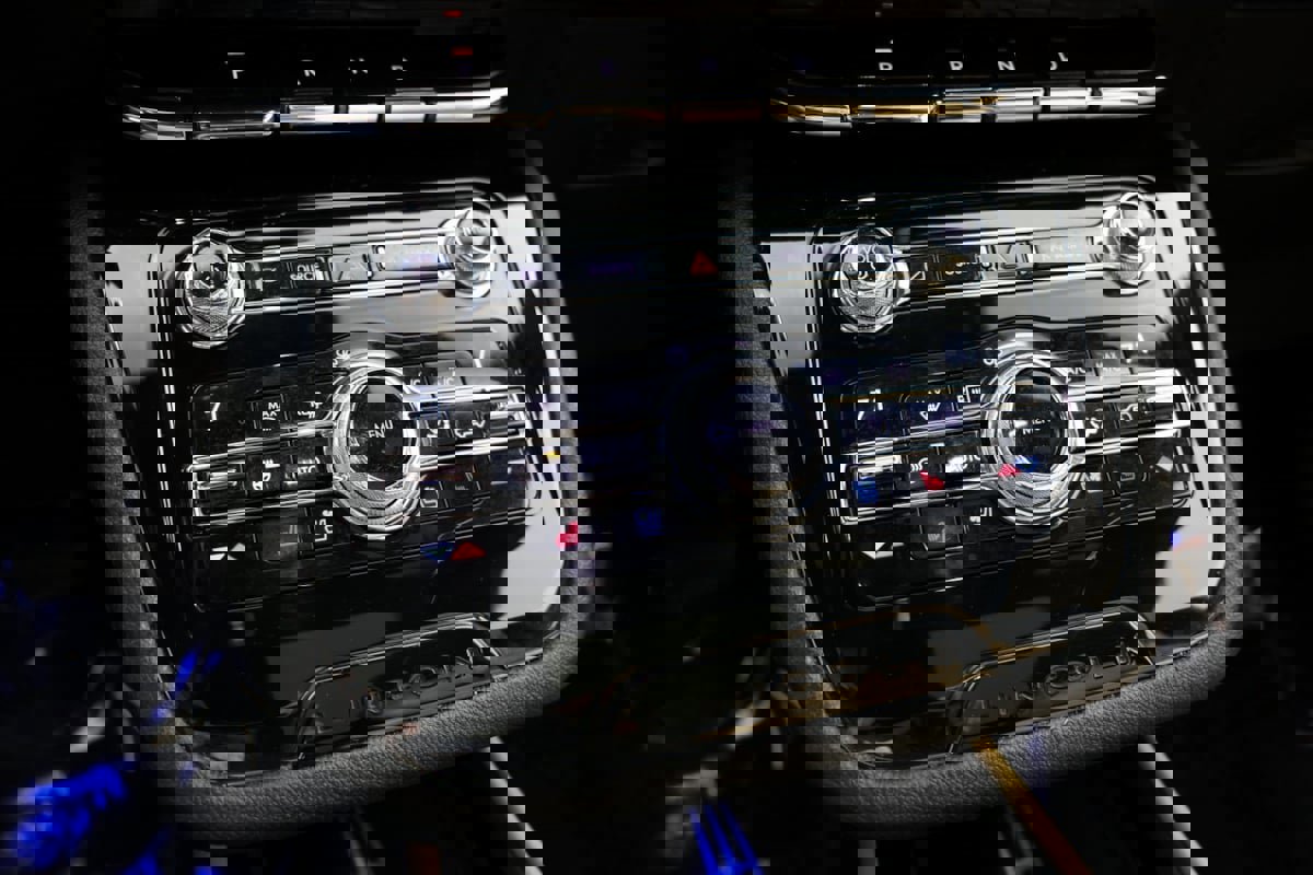 Used 2020 Lincoln Corsair Reserve w/ Equipment Group 201A image 30