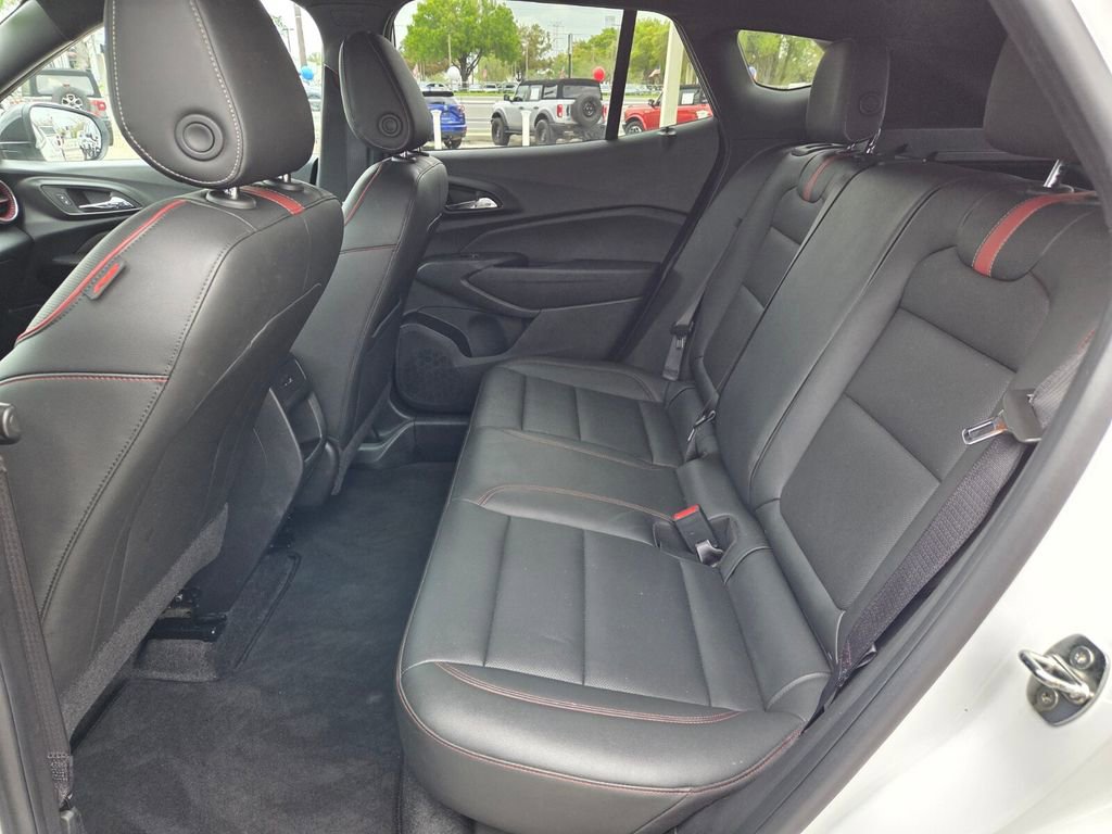 Certified 2024 Chevrolet Trax RS w/ Driver Confidence Package FWD image 6