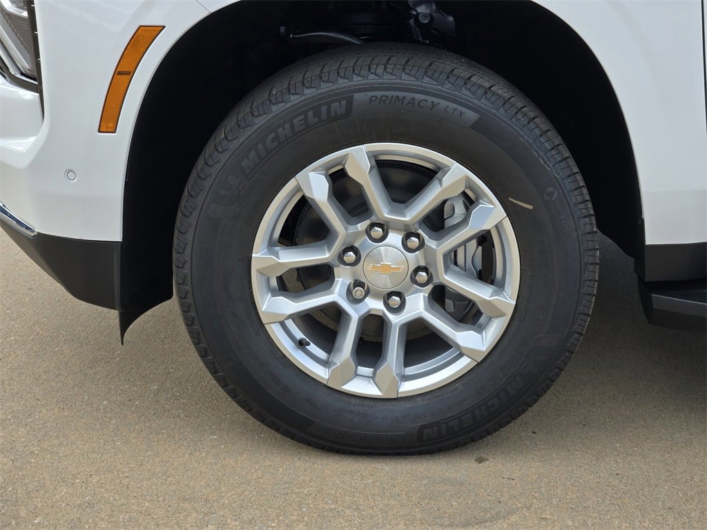 New 2026 Chevrolet Suburban LT w/ Comfort Package image 19
