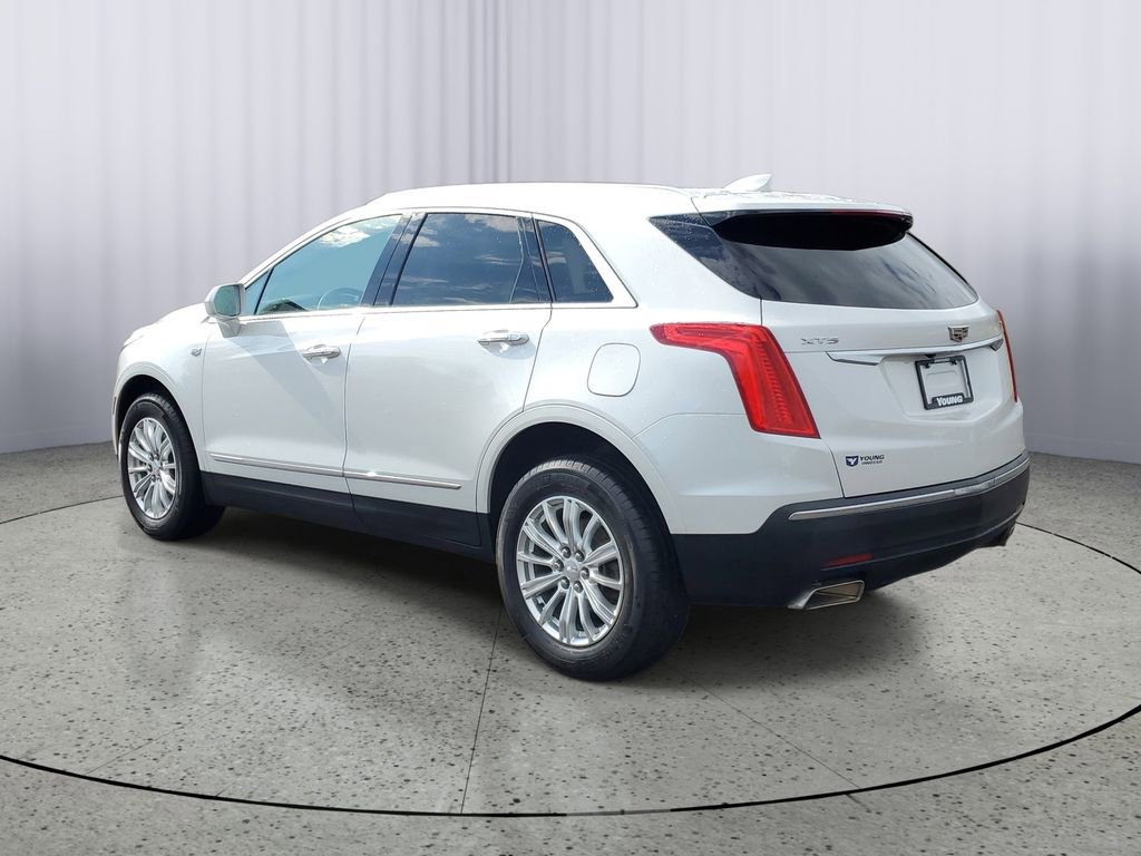 Certified 2017 Cadillac XT5 FWD w/ LPO, Wheel Lock Package image 4