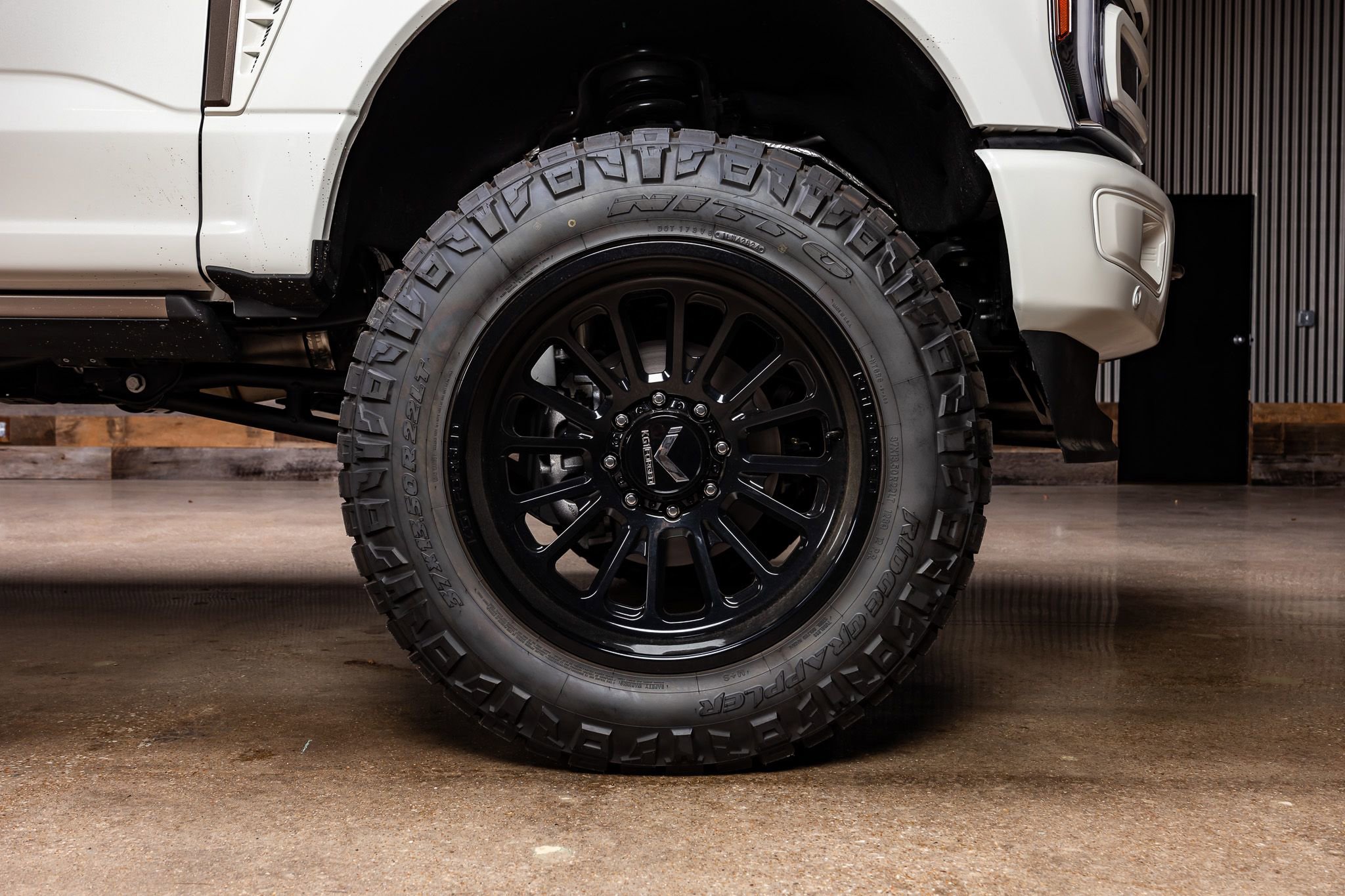 Used 2024 Ford F250 King Ranch w/ Chrome Package image 11