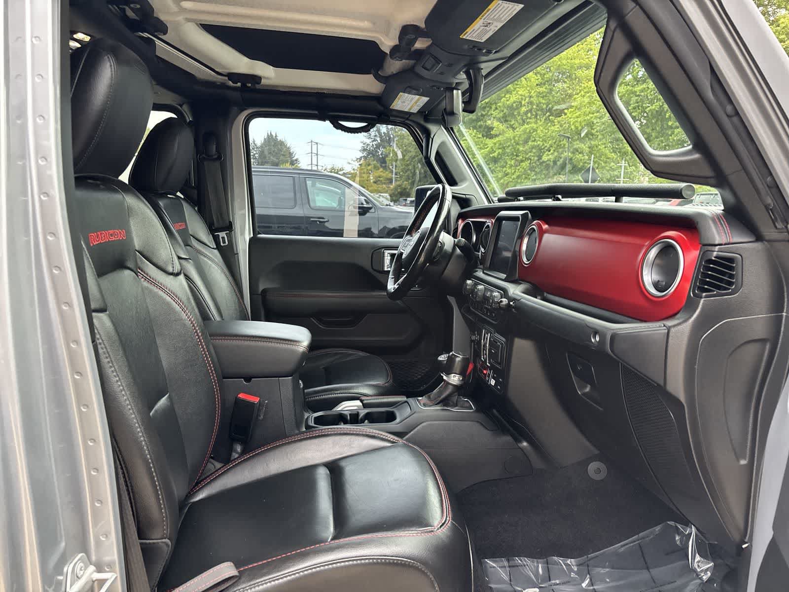 Certified 2021 Jeep Gladiator Rubicon AWD/4WD image 6