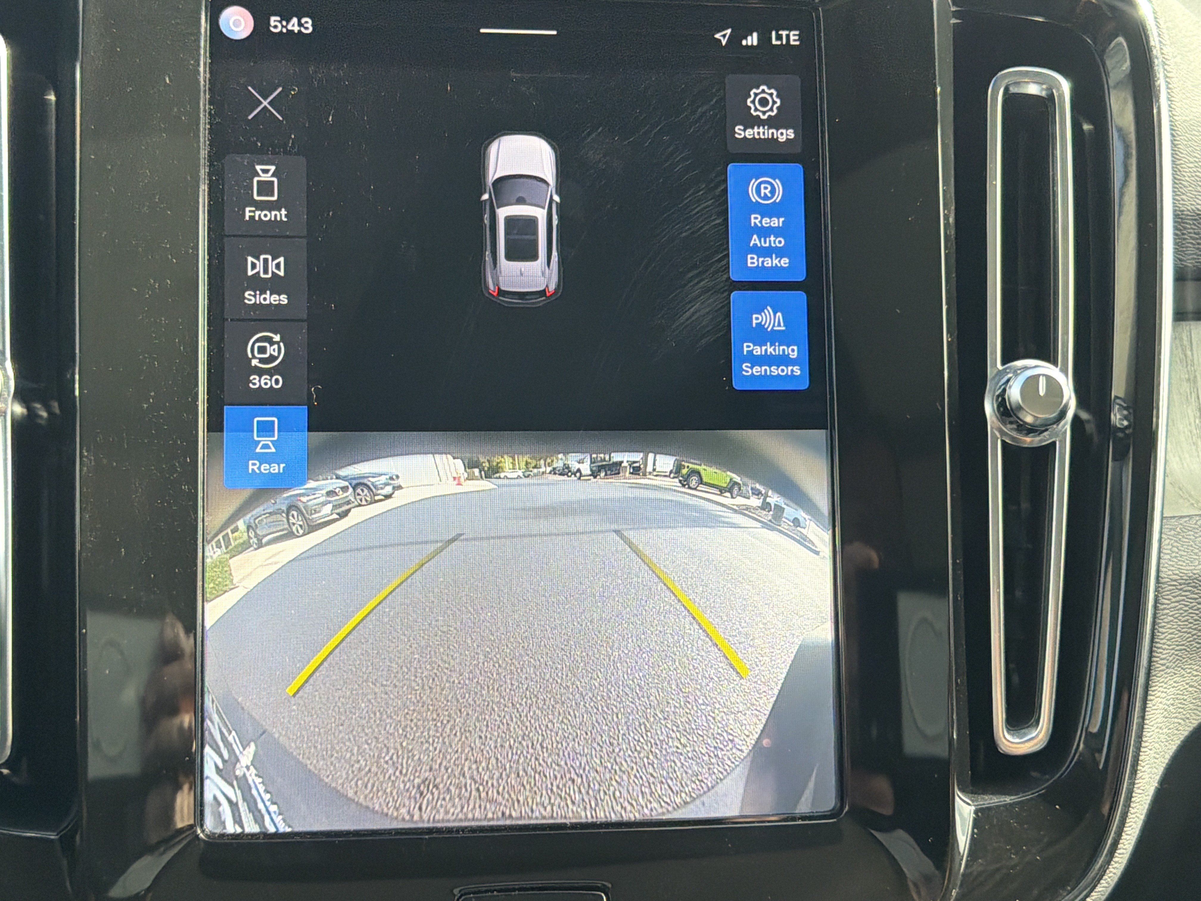 Certified 2023 Volvo XC40 B4 Plus w/ Driver Assist Package FWD image 89