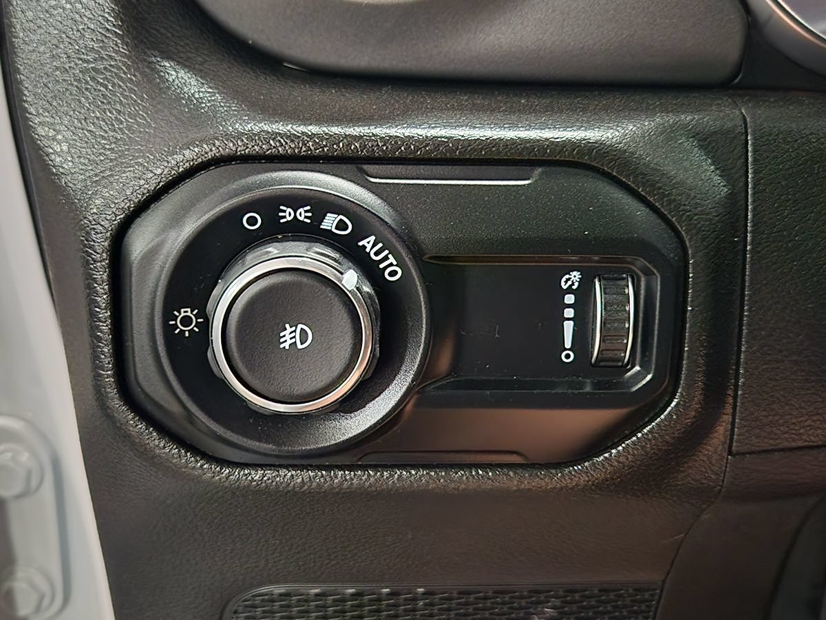 Used 2023 Jeep Wrangler Sport AWD/4WD image 42