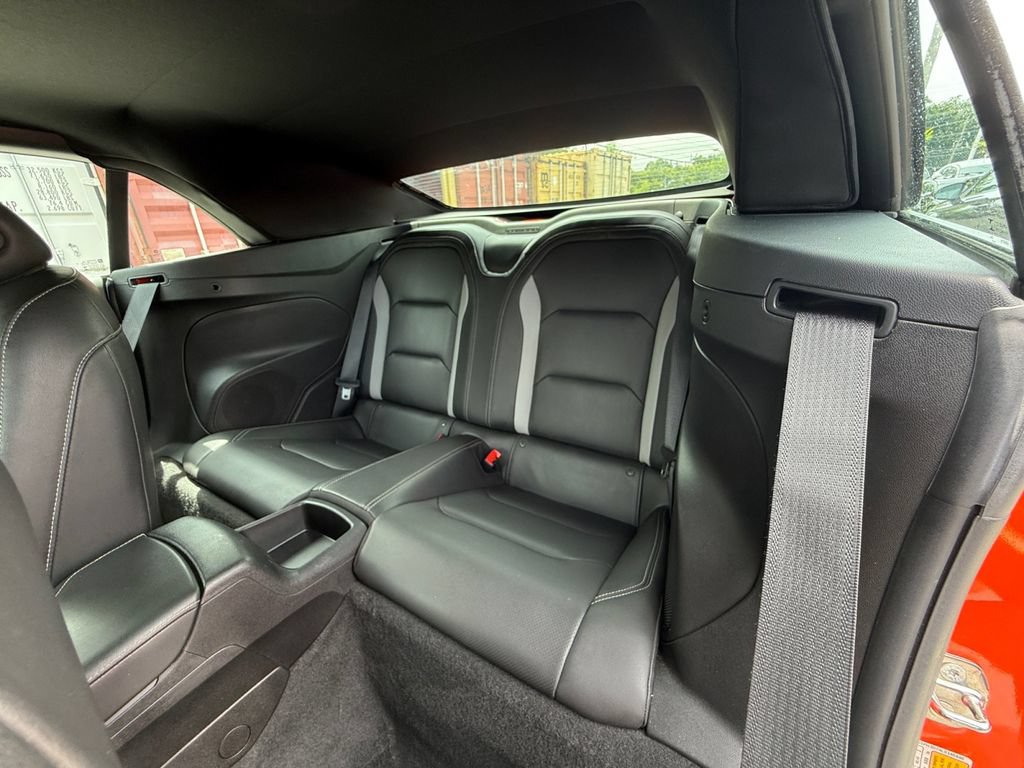Used 2020 Chevrolet Camaro SS RWD image 23