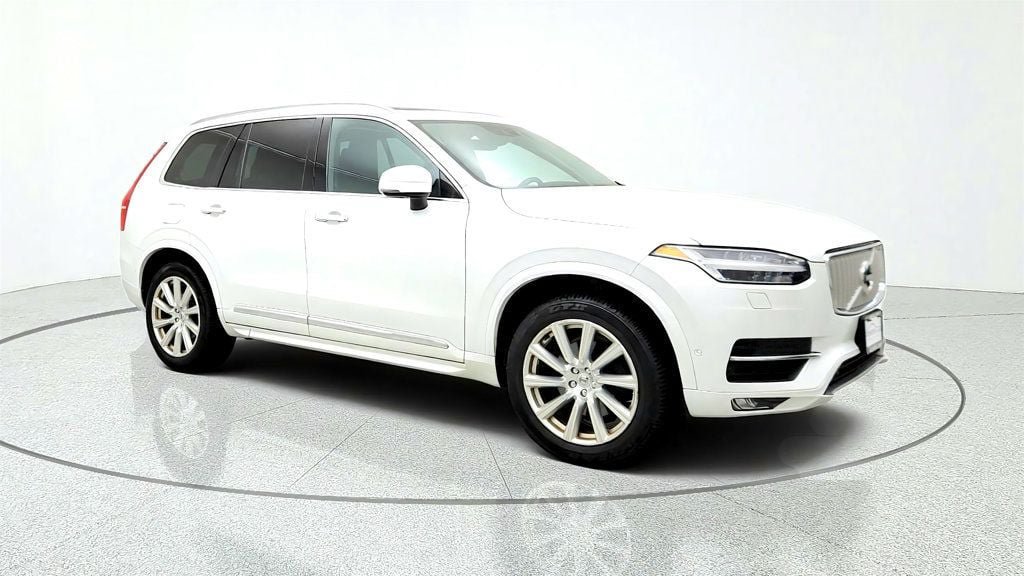Used 2018 Volvo XC90 T6 Inscription w/ Convenience Package AWD/4WD image 3