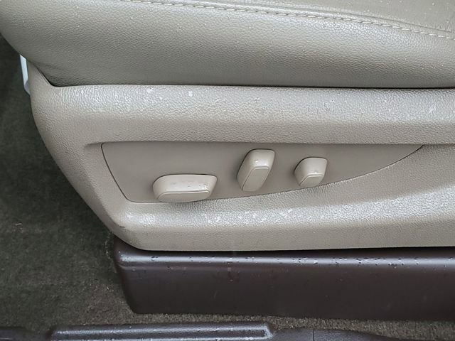 Used 2017 GMC Sierra 1500 SLT w/ SLT Premium Package image 9