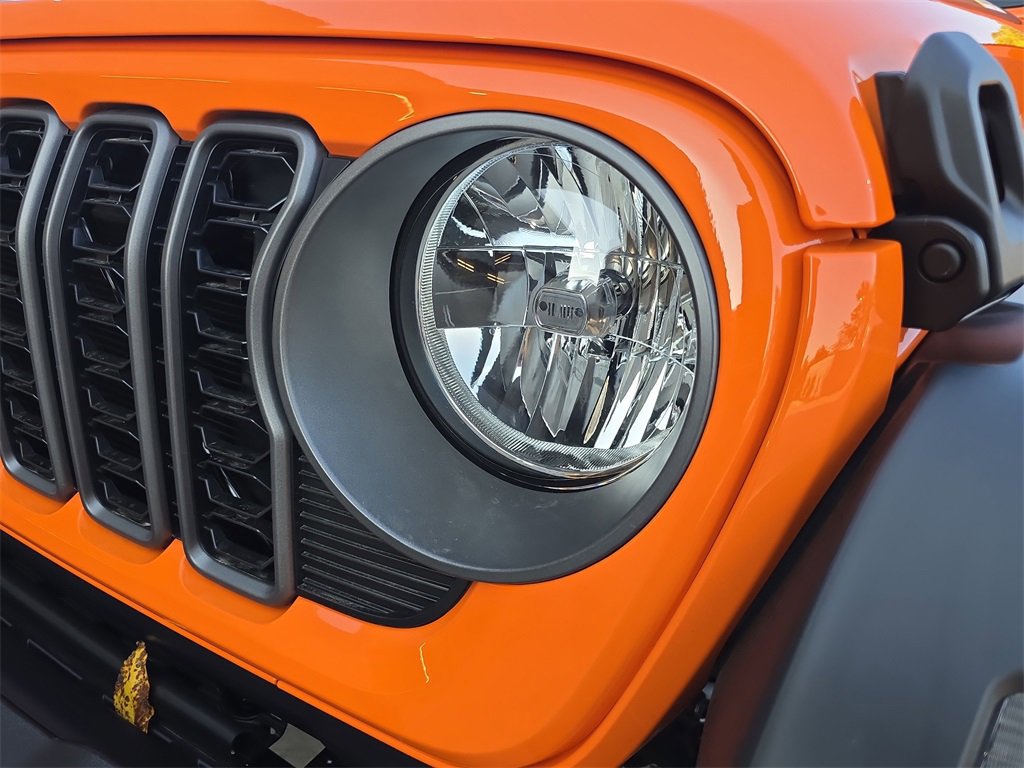 New 2025 Jeep Wrangler Sport S image 30