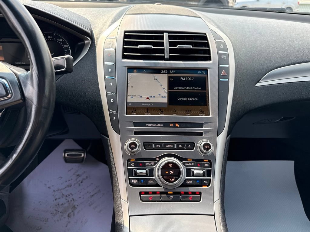Used 2018 Lincoln MKZ Select w/ Select Plus Package AWD/4WD image 7