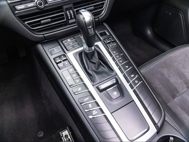 Used 2021 Porsche Macan AWD/4WD image 26