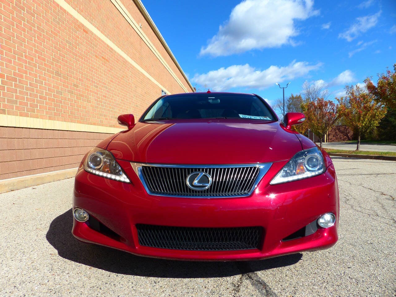 Used 2011 Lexus IS 250C w/ Luxury Pkg RWD image 13
