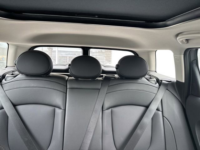 Used 2019 MINI Cooper Clubman S image 11