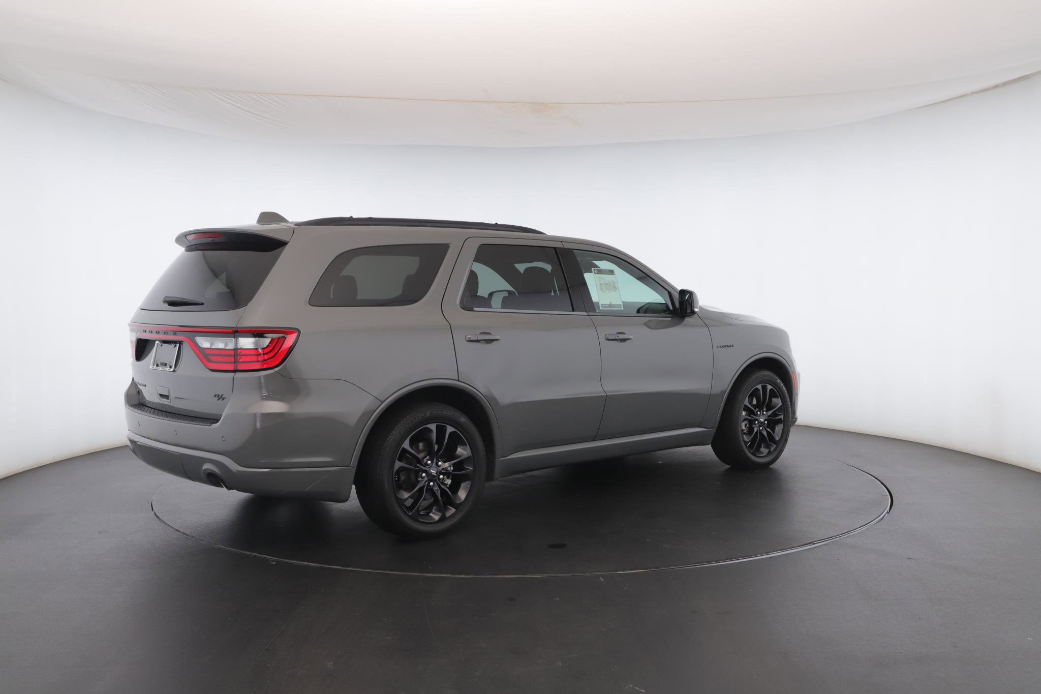 Used 2022 Dodge Durango R/T w/ Hemi Orange Plus Package image 31