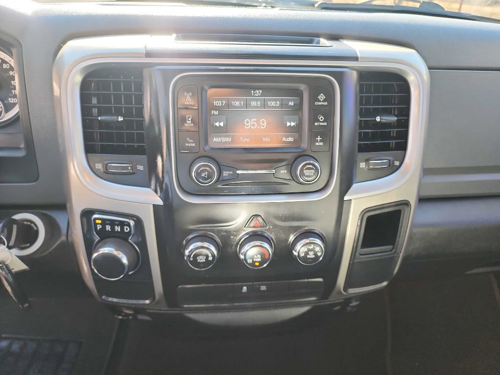 Used 2014 RAM 1500 Classic SLT image 19
