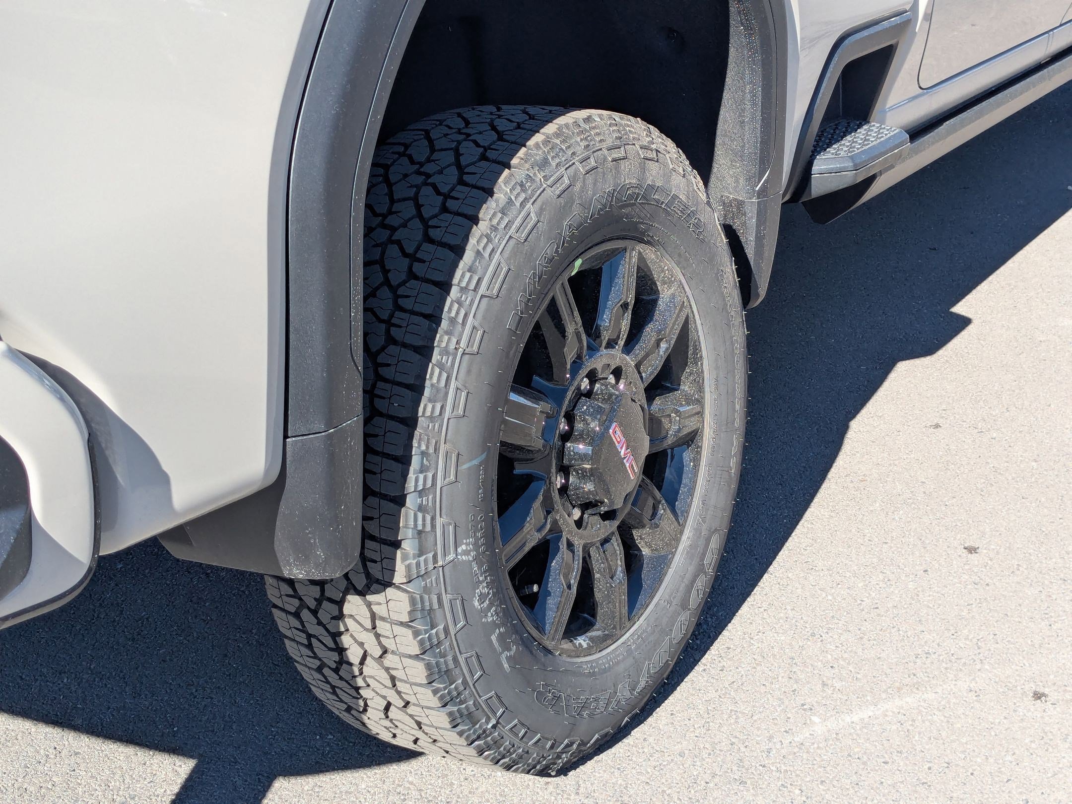 New 2026 GMC Sierra 3500 AT4 w/ AT4 Premium Plus Package image 16