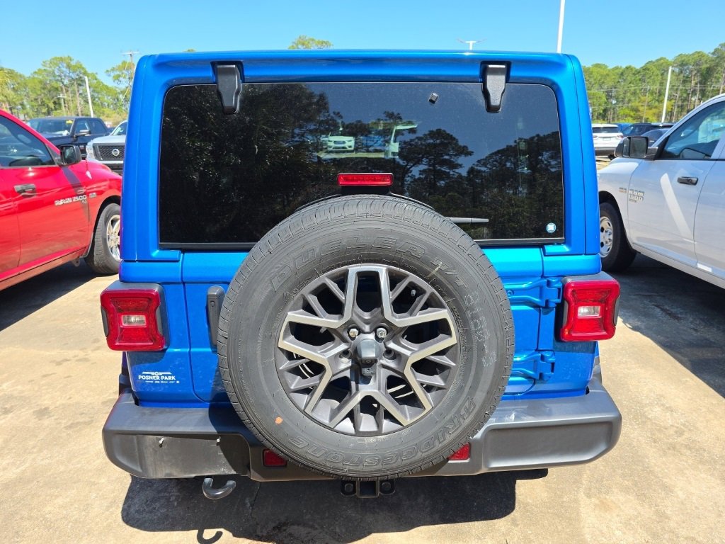 Certified 2024 Jeep Wrangler Sahara image 4