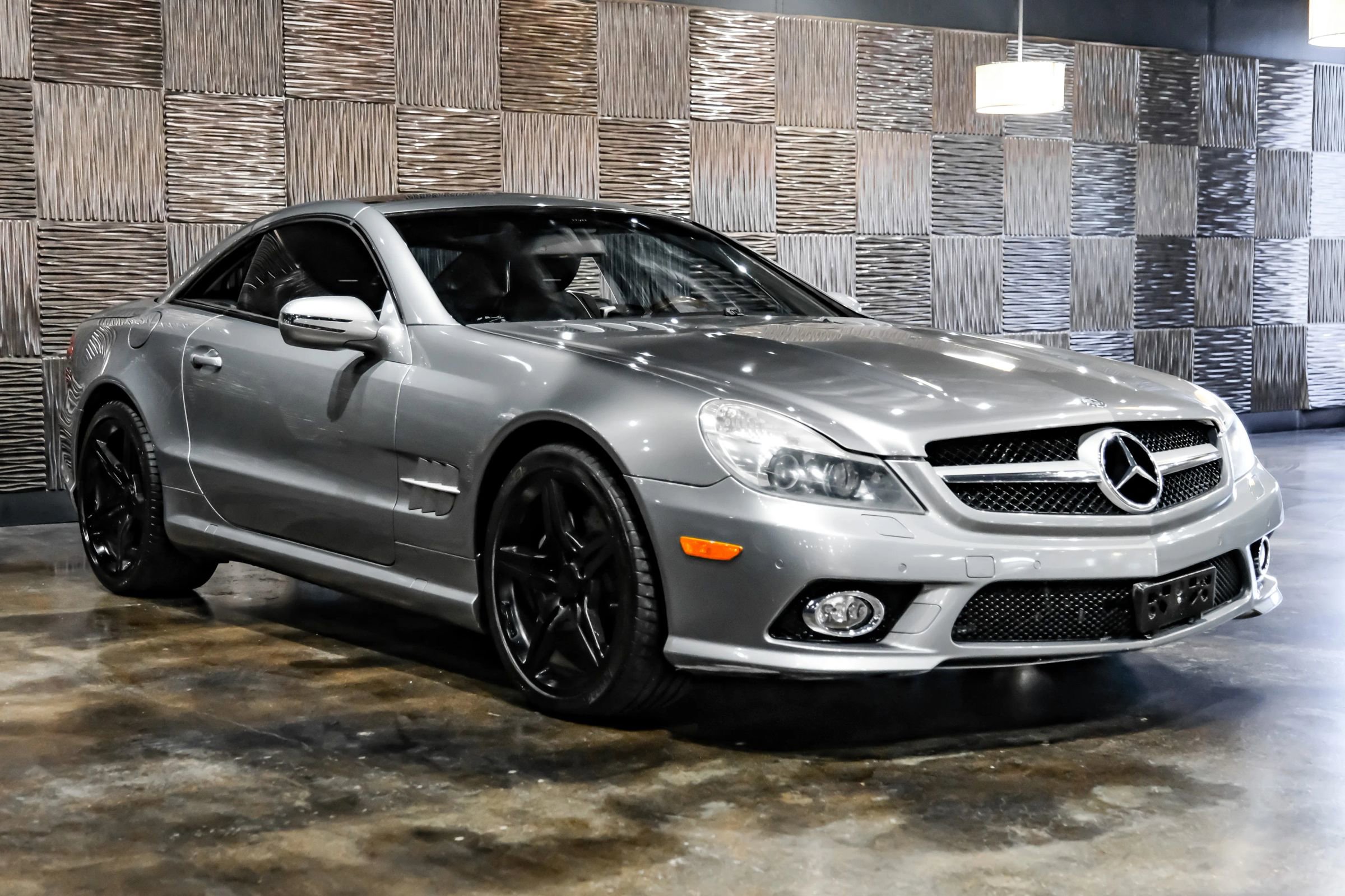 Used 2011 Mercedes-Benz SL 550 w/ Premium I Pkg image 5