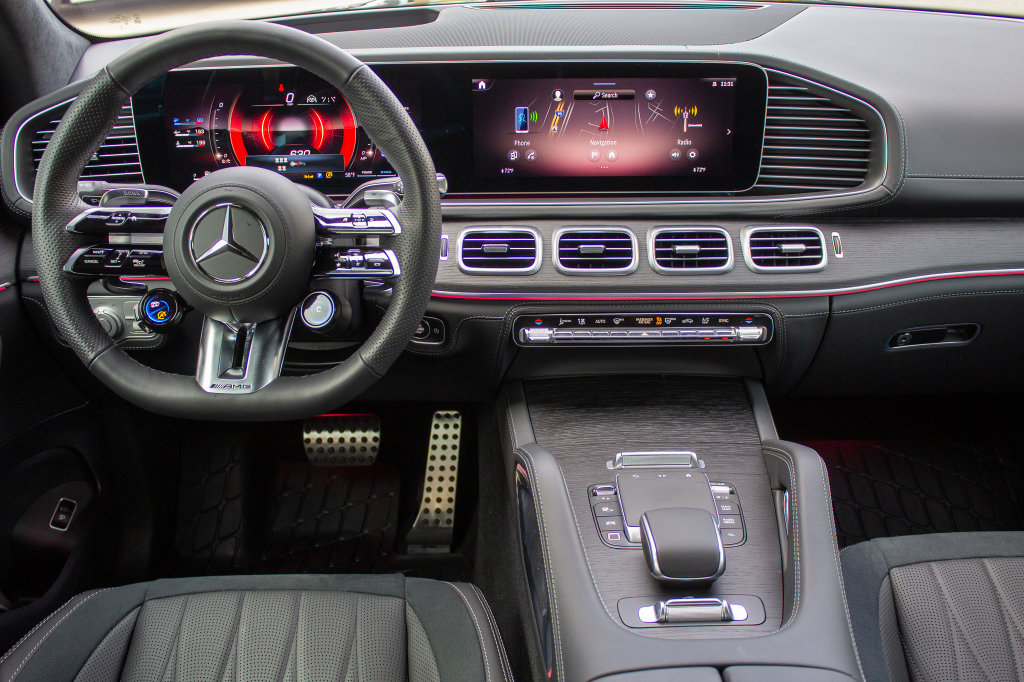 Used 2026 Mercedes-Benz GLS 63 AMG 4MATIC image 13