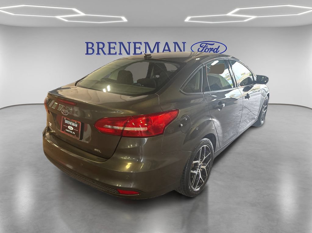 Certified 2018 Ford Focus SEL FWD image 5