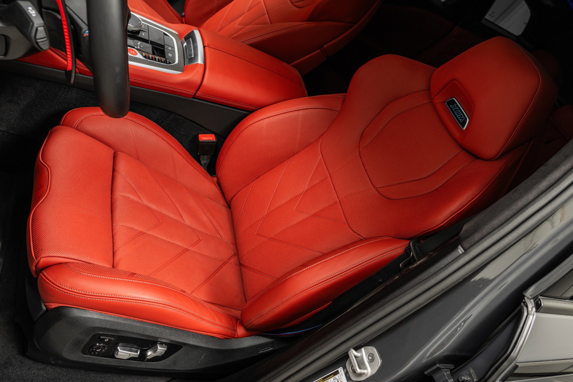 Used 2025 BMW XM Label Red image 25