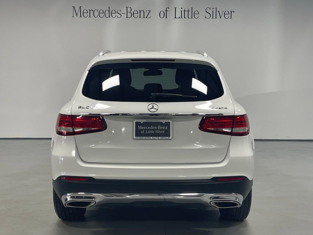 Used 2019 Mercedes-Benz GLC 300 4MATIC image 4