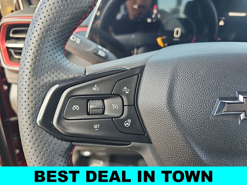 Used 2025 Chevrolet TrailBlazer RS w/ Driver Confidence Package image 16