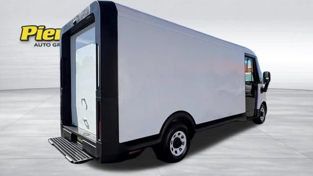 Used 2024 Chevrolet Brightdrop 600 w/ Battery Pack, Max Range AWD/4WD image 5