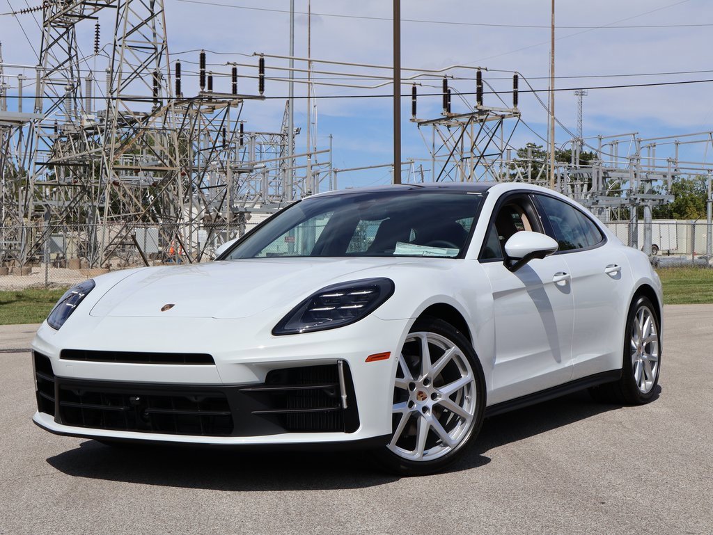 New 2025 Porsche Panamera