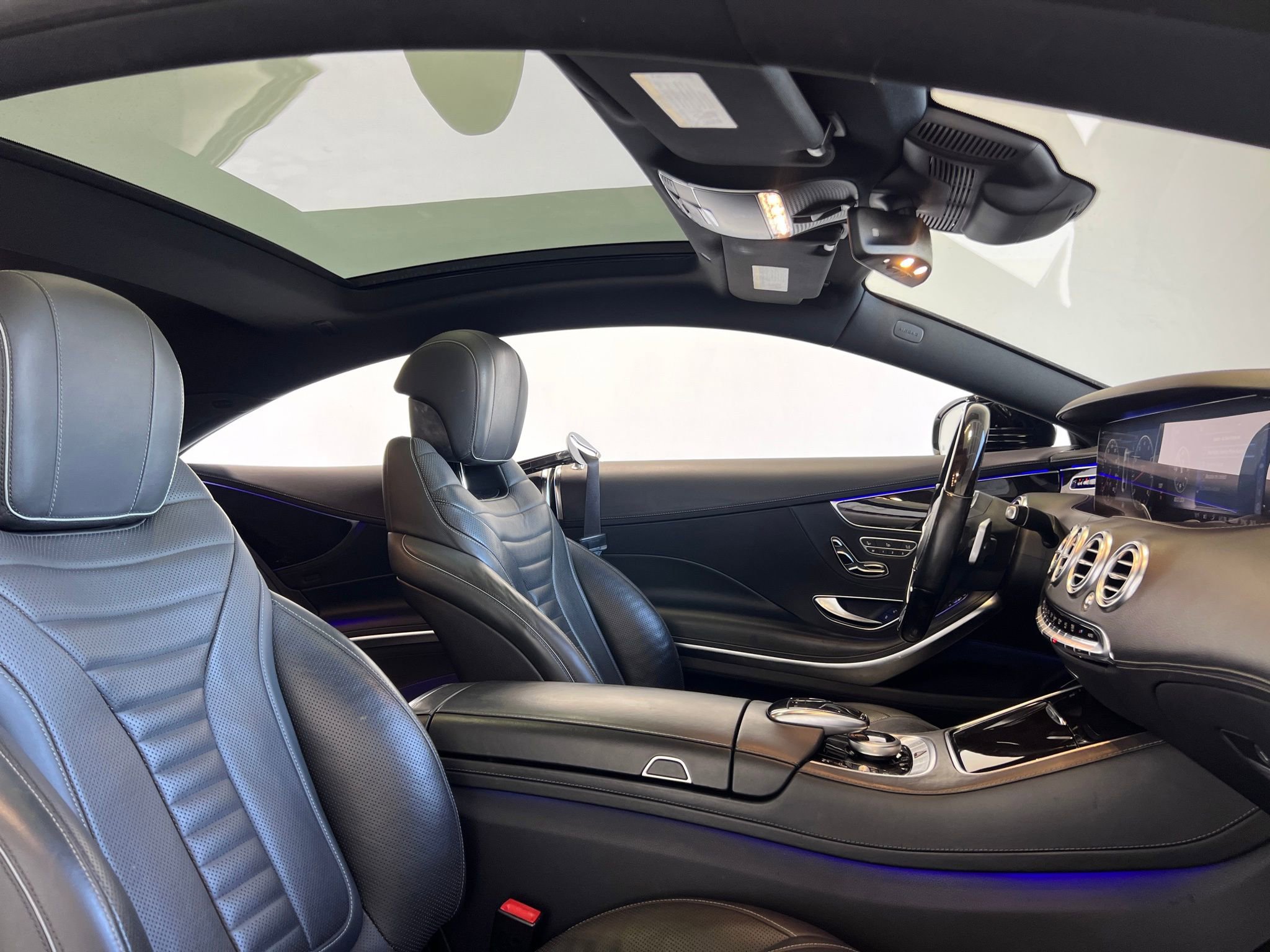 Used 2019 Mercedes-Benz S 560 4MATIC Coupe image 4