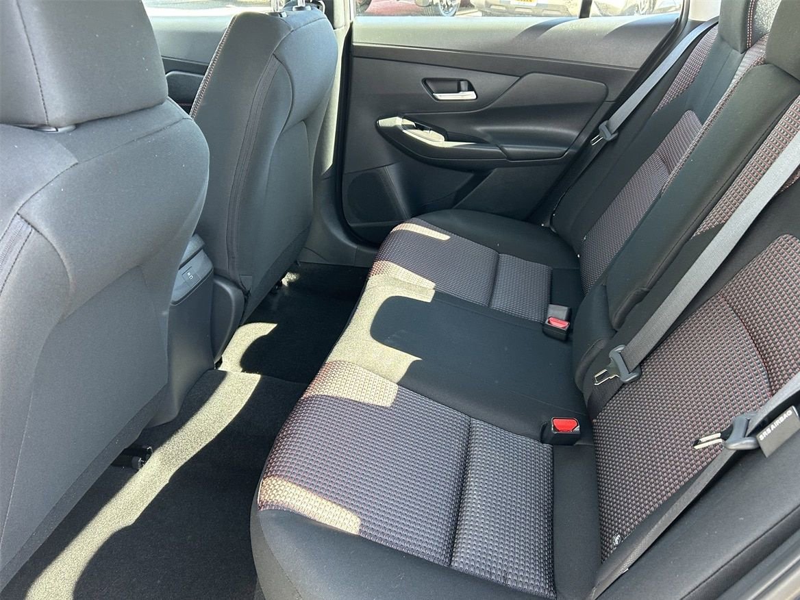 New 2026 Nissan Sentra SR FWD image 15