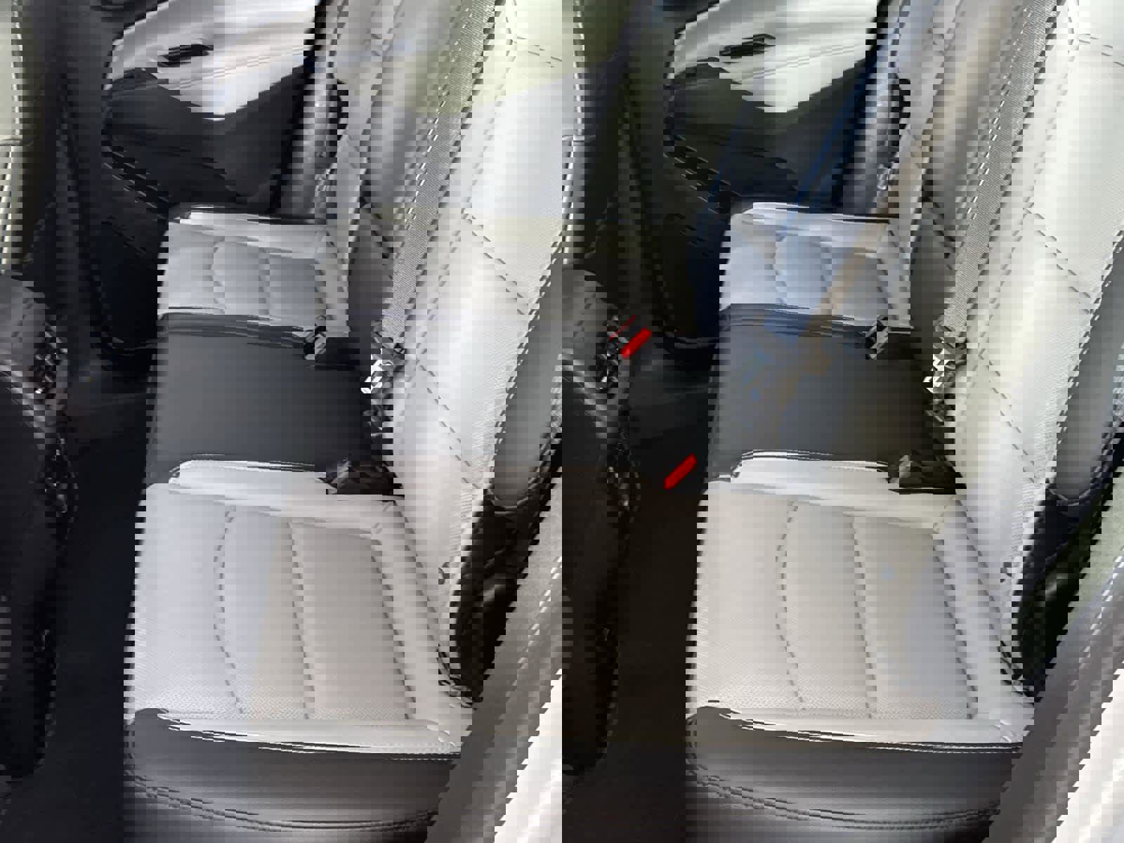 Used 2019 Chevrolet Equinox Premier image 15