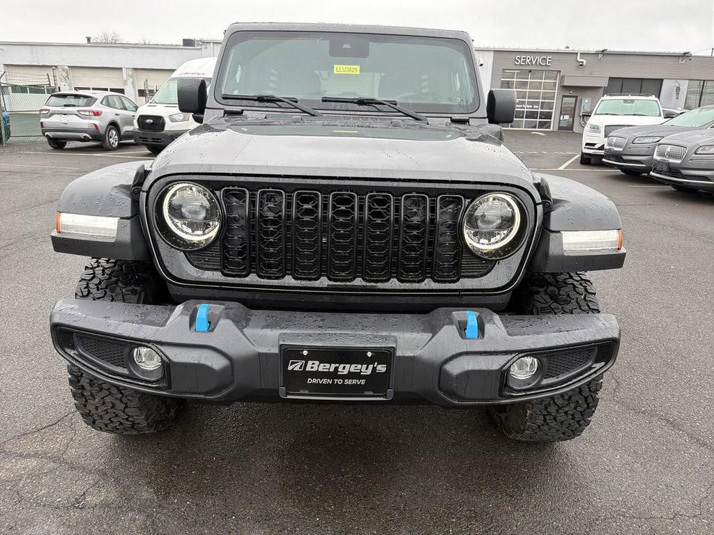 Used 2024 Jeep Wrangler Unlimited image 9
