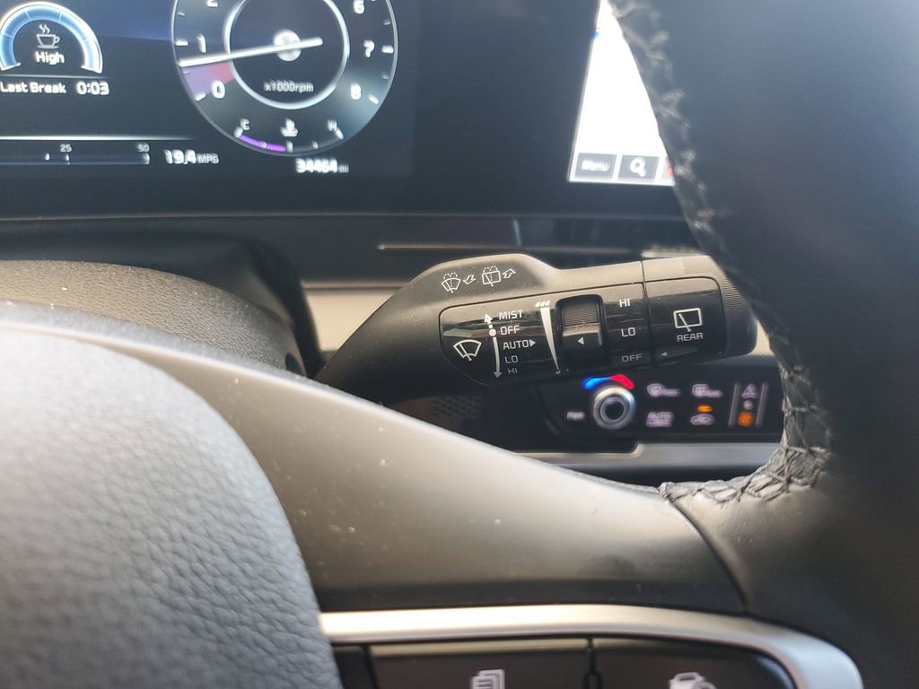 Used 2024 Kia Sportage SX image 22