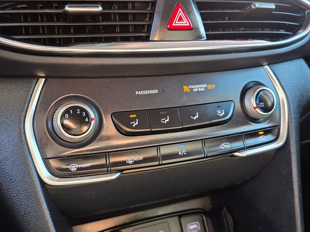 Used 2020 Hyundai Santa Fe SE image 28