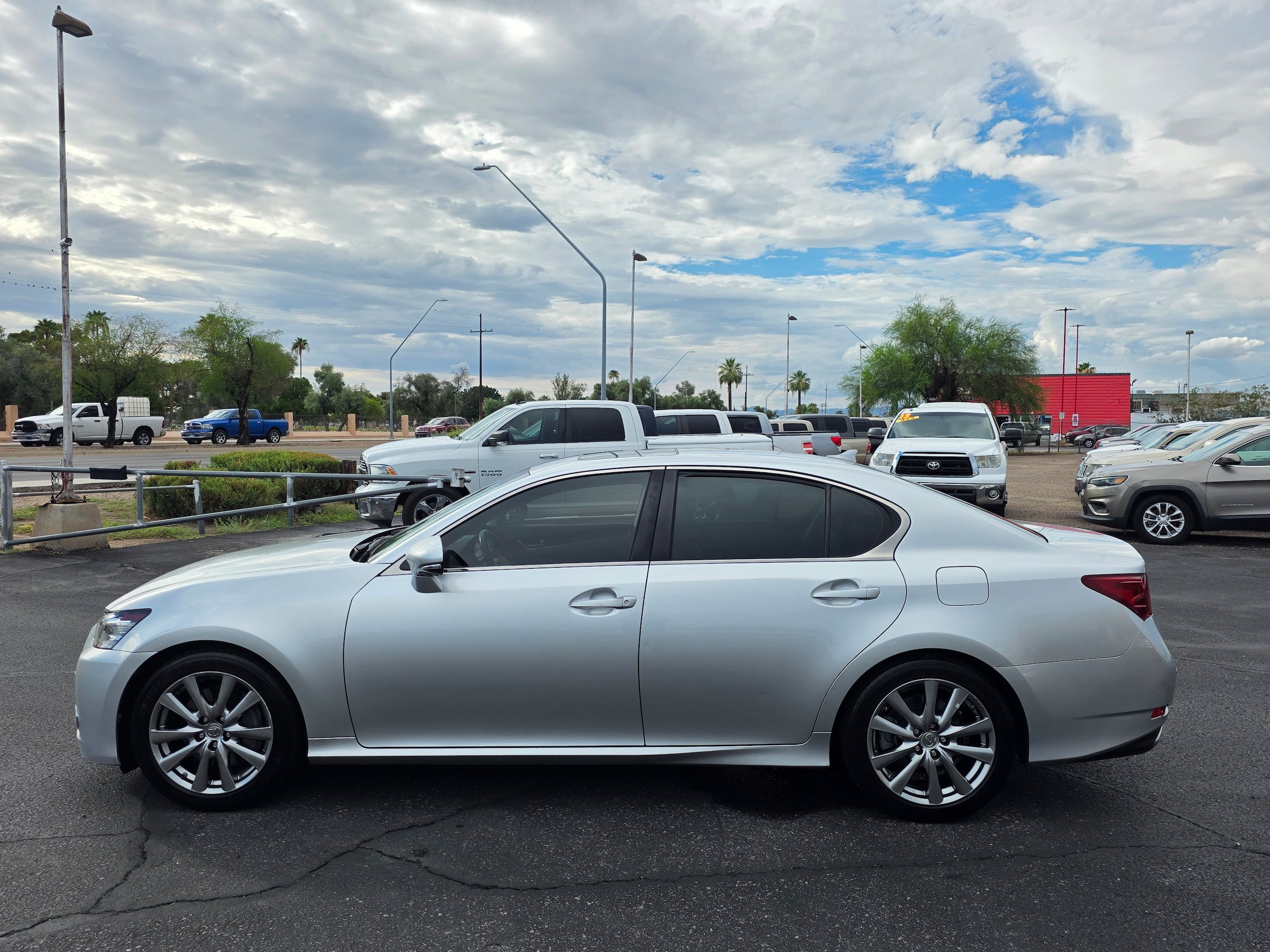 Used 2013 Lexus GS 350 w/ Premium Pkg RWD image 2