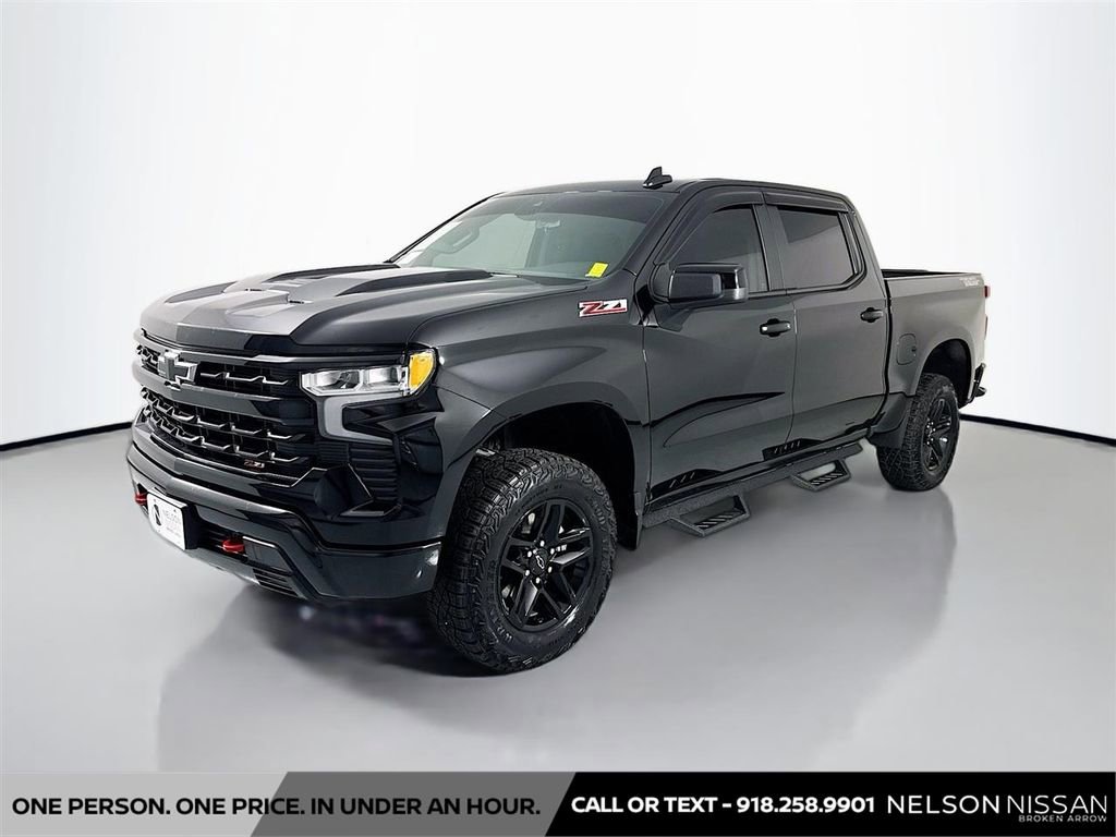 Used 2024 Chevrolet Silverado 1500 LT Trail Boss w/ Protection Package AWD/4WD image 1