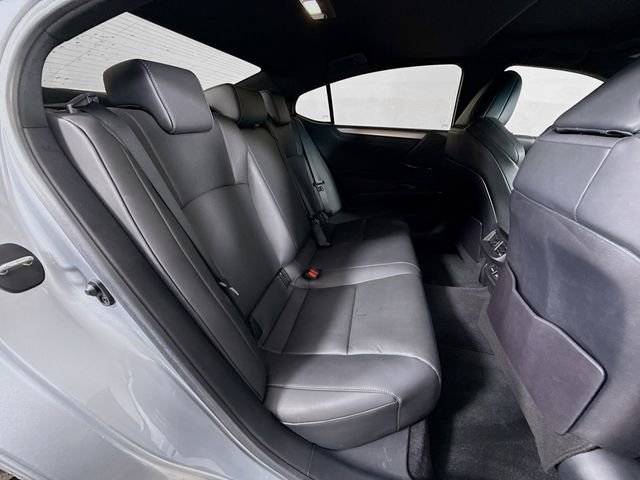 Used 2023 Lexus ES 350 F Sport w/ Accessory Package (Z2) image 29