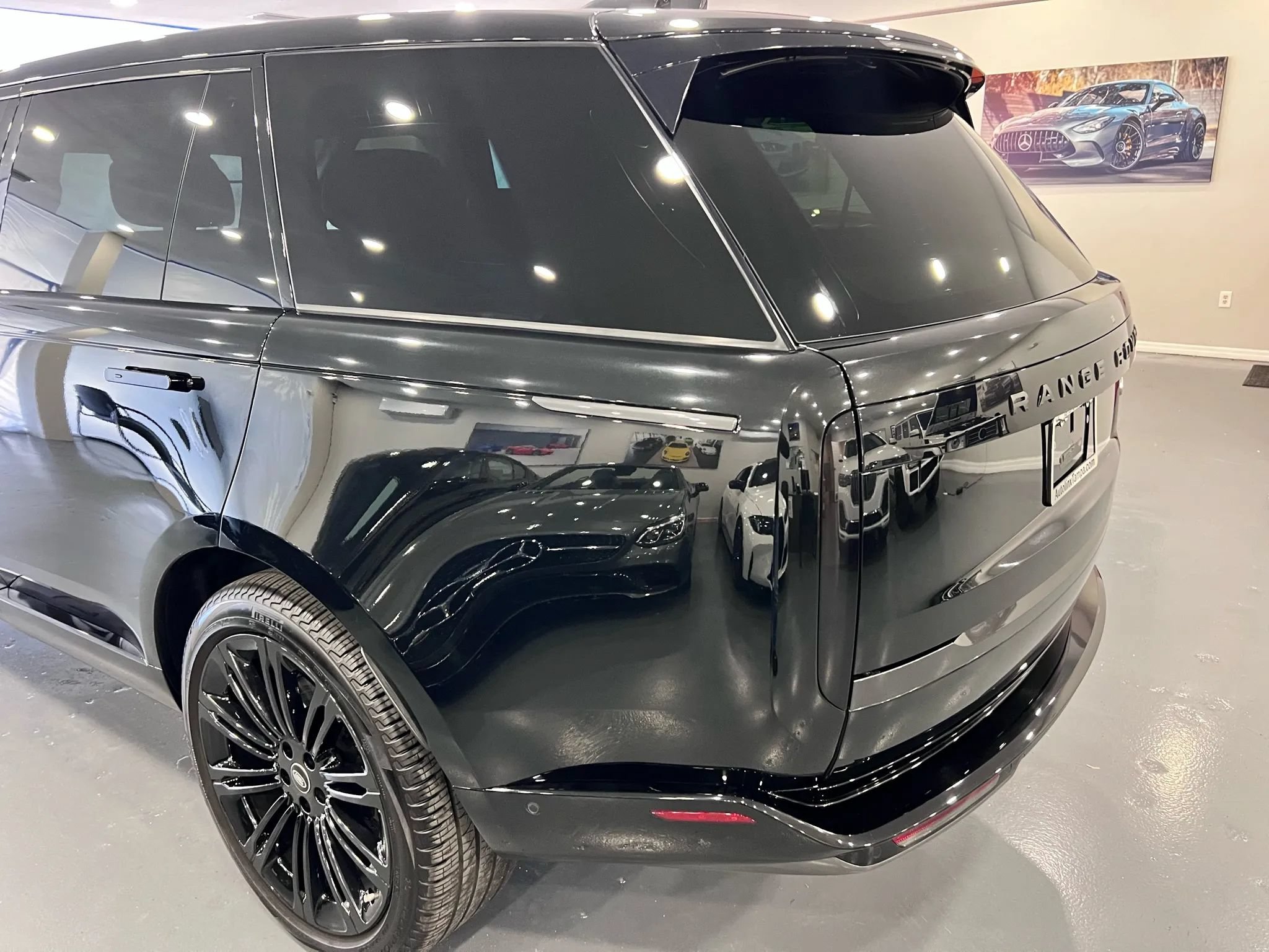 Used 2023 Land Rover Range Rover Long Wheelbase Autobiography AWD/4WD image 9