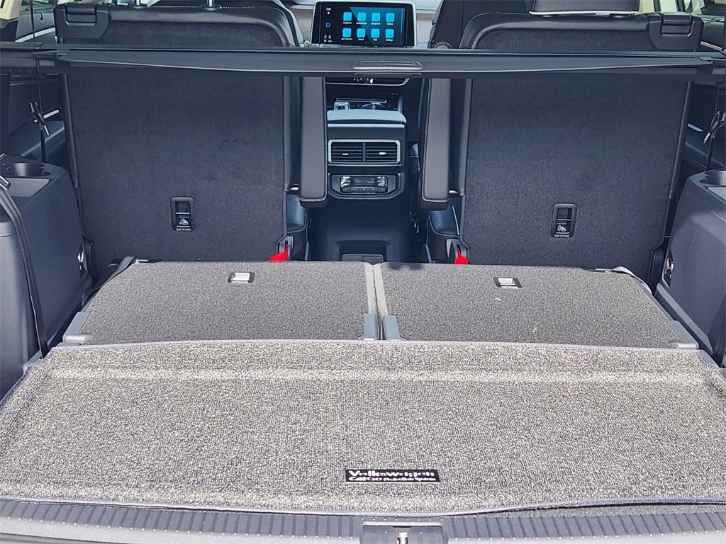 New 2026 Volkswagen Atlas SEL Premium R-Line image 23