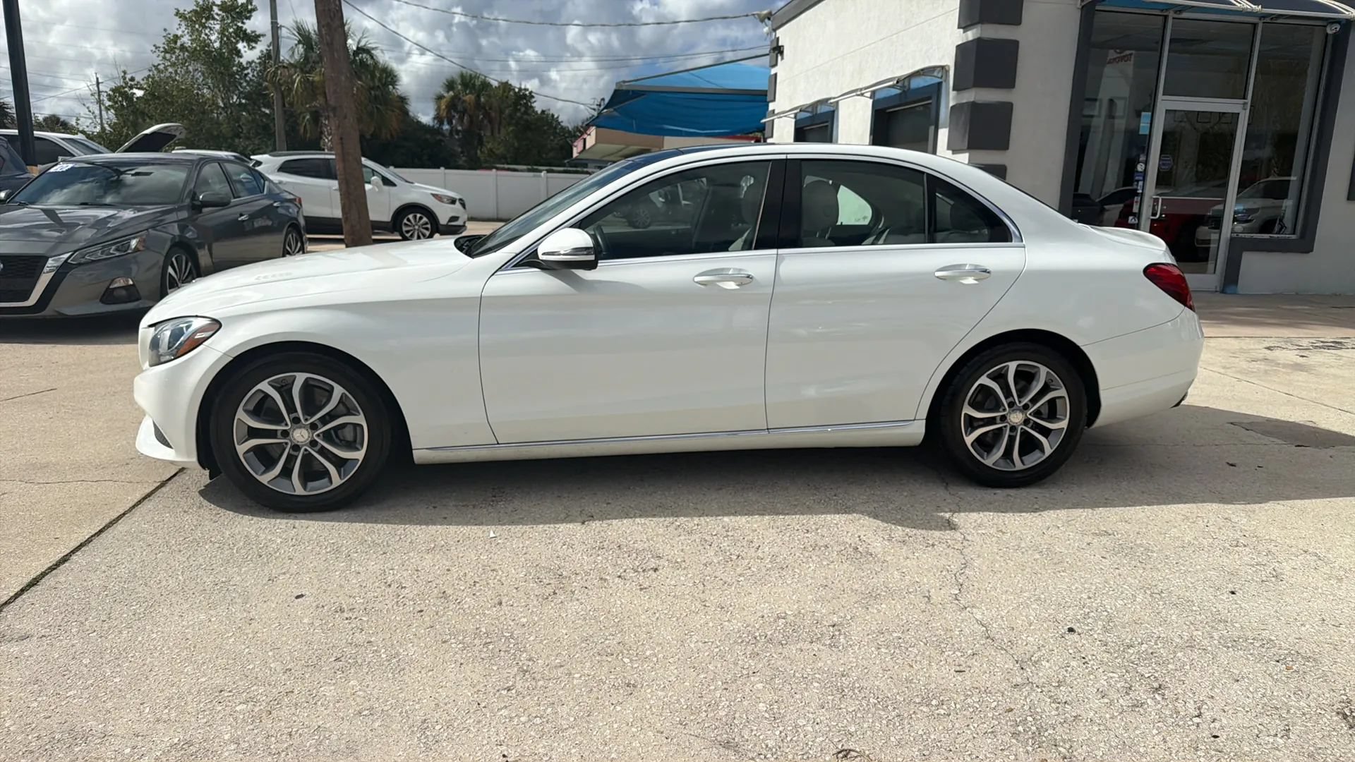 Used 2017 Mercedes-Benz C 300 Sedan image 2