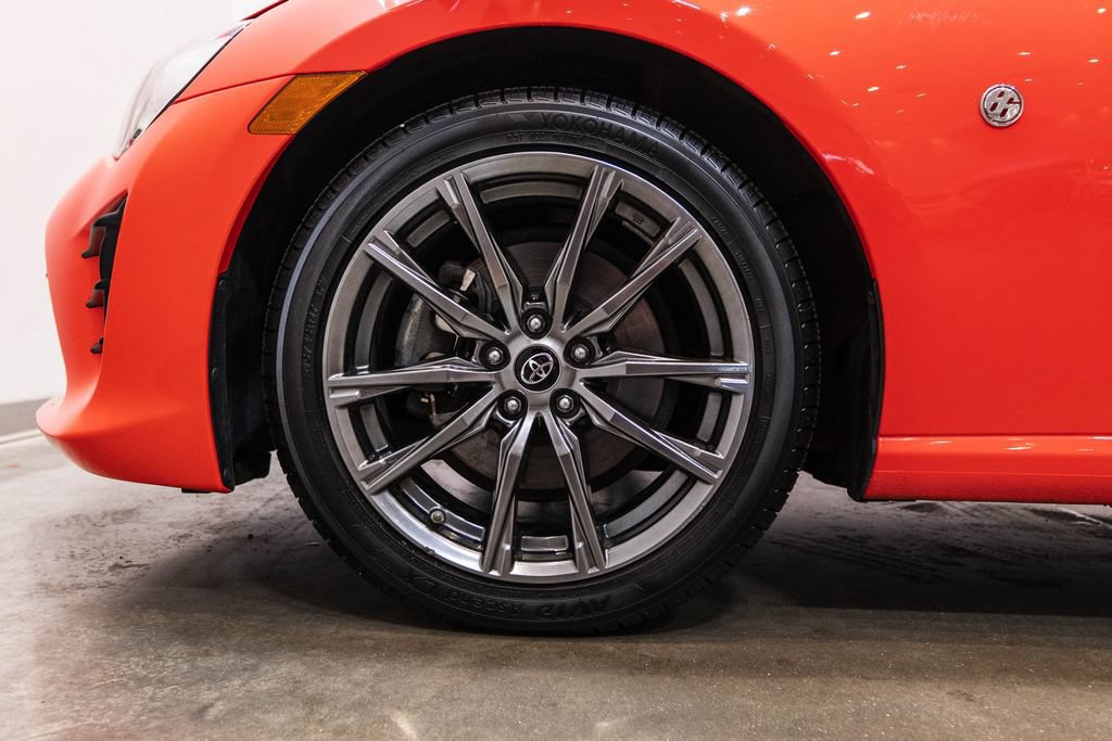 Used 2017 Toyota 86 860 Special Edition RWD image 11