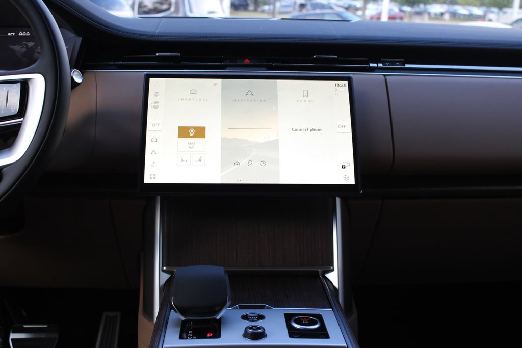New 2027 Land Rover Range Rover SE AWD/4WD image 9
