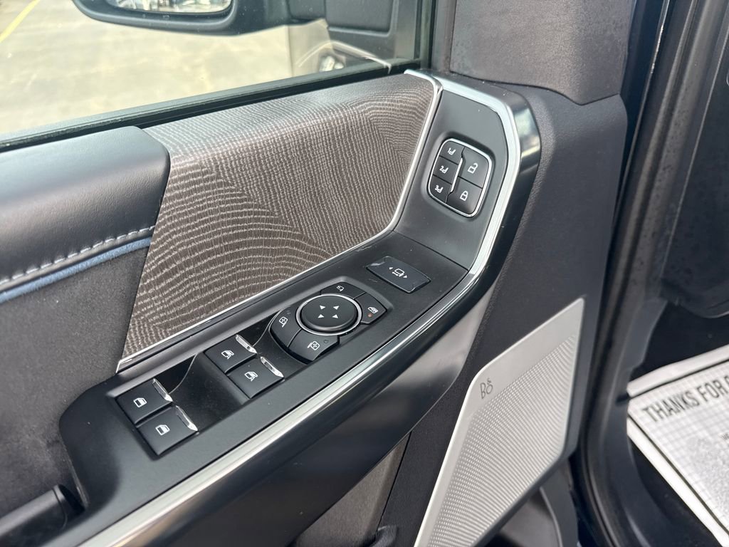 Used 2025 Ford F250 Platinum image 34