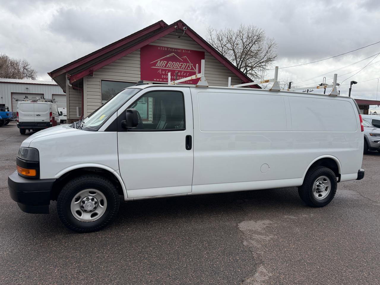 Used 2020 Chevrolet Express 2500 Extended w/ Driver Convenience Package image 5